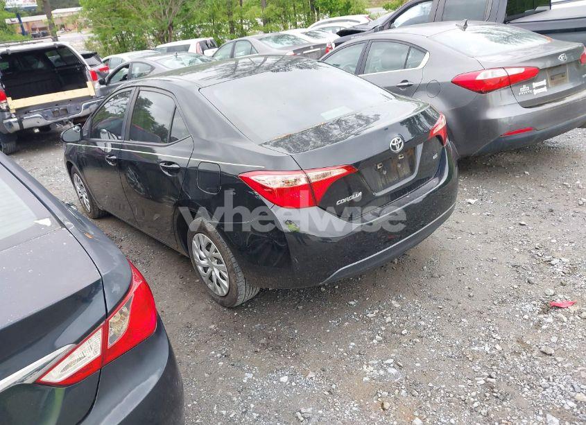 Photo 3 of 2018 Toyota Corolla LE (VIN 5YFBURHE9JP765393)