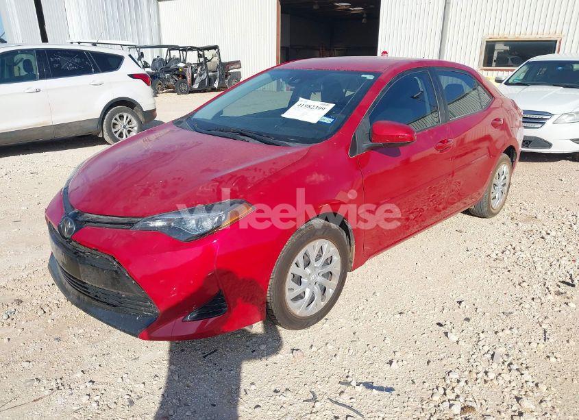 Photo 2 of 2018 Toyota Corolla LE (VIN 5YFBURHE9JP790181)