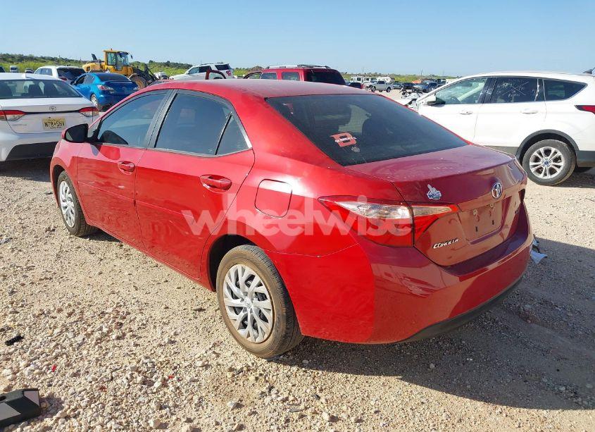 Photo 3 of 2018 Toyota Corolla LE (VIN 5YFBURHE9JP790181)