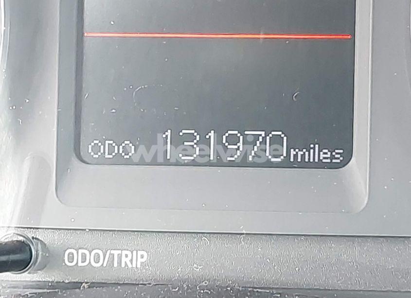 Photo 16 of 2018 Toyota Corolla LE (VIN 5YFBURHE9JP793419)