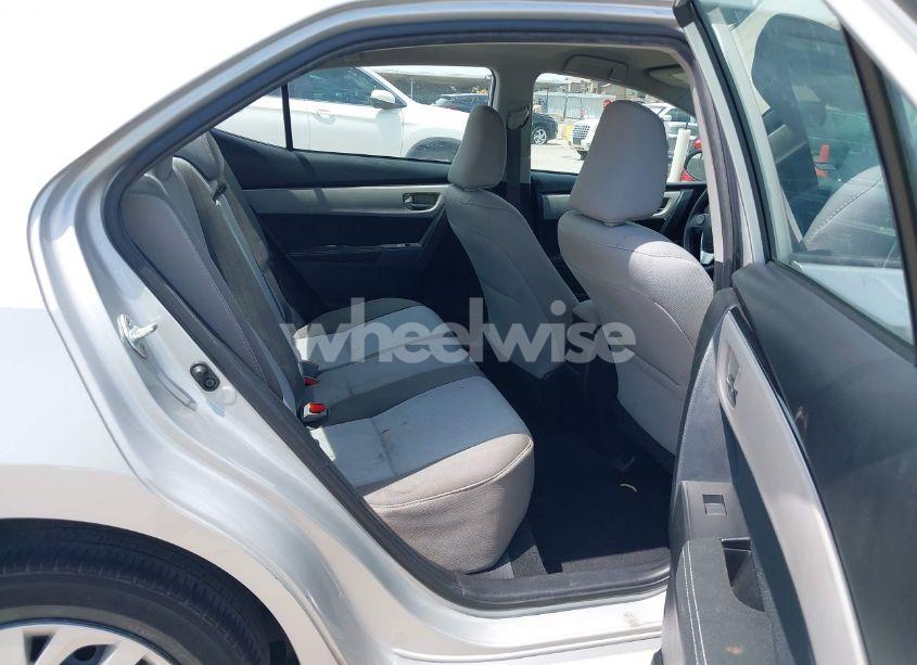 Photo 8 of 2018 Toyota Corolla LE (VIN 5YFBURHE9JP793419)