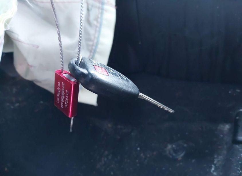 Photo 11 of 2018 Toyota Corolla LE (VIN 5YFBURHE9JP799348)