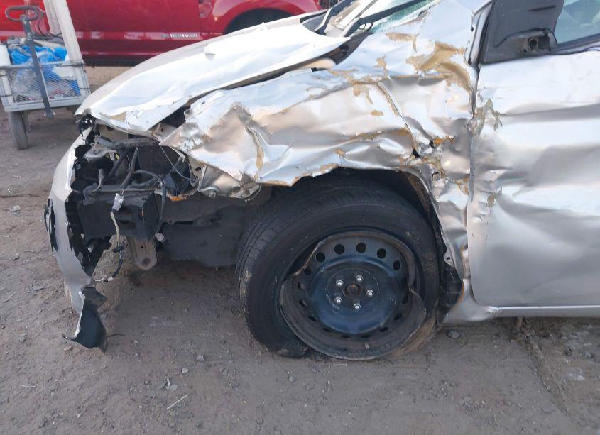 Photo 18 of 2018 Toyota Corolla LE (VIN 5YFBURHE9JP799348)