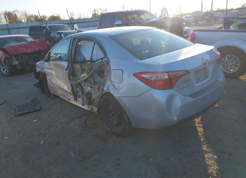 Photo 3 of 2018 Toyota Corolla LE (VIN 5YFBURHE9JP799348)