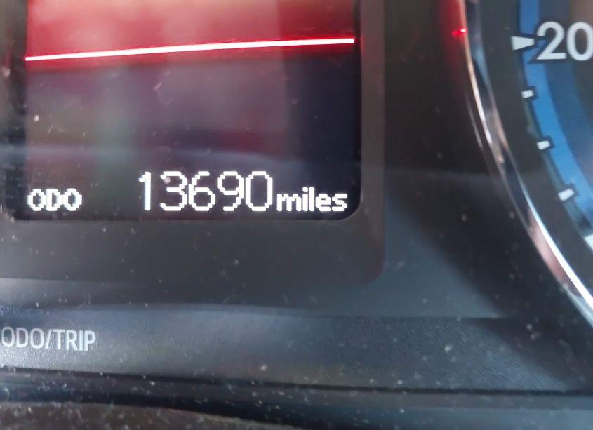 Photo 7 of 2018 Toyota Corolla LE (VIN 5YFBURHE9JP824832)