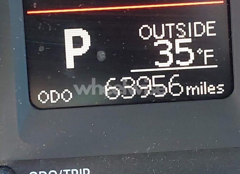 Photo 15 of 2018 Toyota Corolla LE (VIN 5YFBURHE9JP854090)