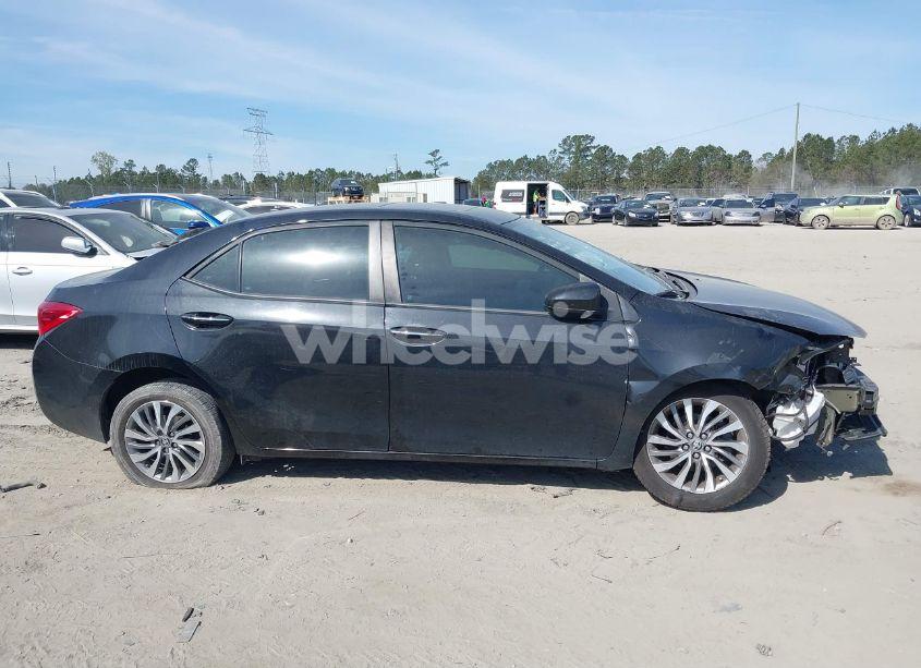 Photo 14 of 2019 Toyota Corolla XLE (VIN 5YFBURHE9KP859422)