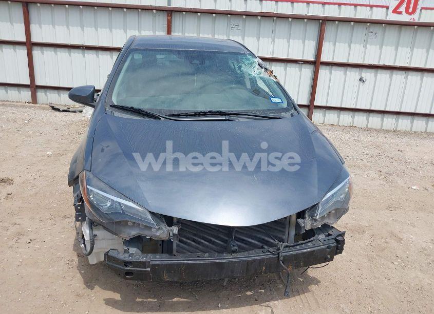 Photo 13 of 2019 Toyota Corolla LE (VIN 5YFBURHE9KP863275)