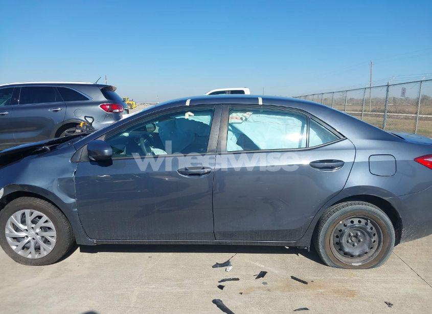 Photo 14 of 2019 Toyota Corolla LE (VIN 5YFBURHE9KP871814)