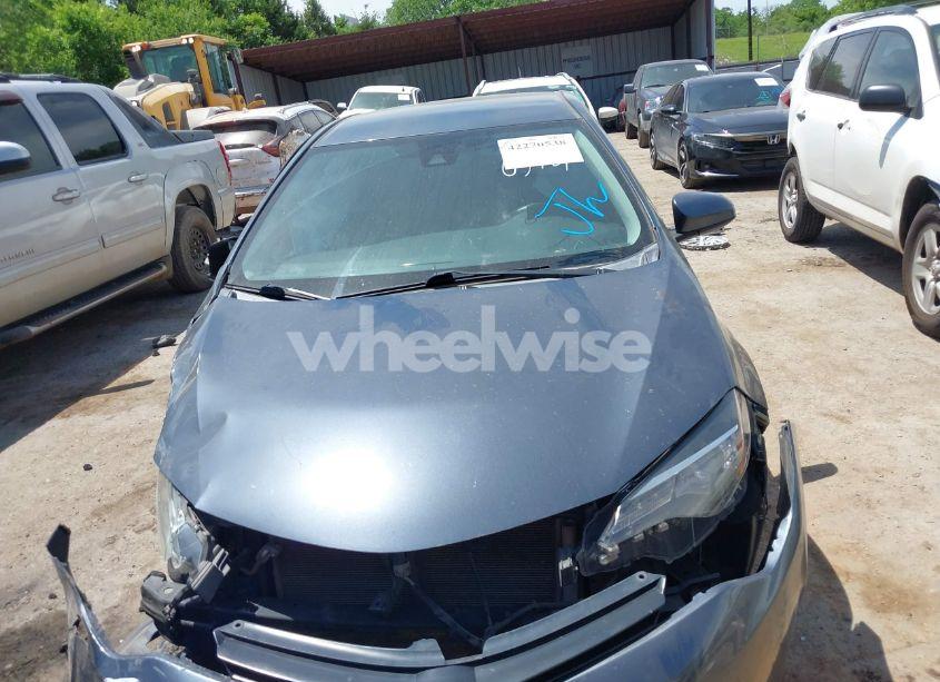 Photo 12 of 2019 Toyota Corolla LE (VIN 5YFBURHE9KP880514)