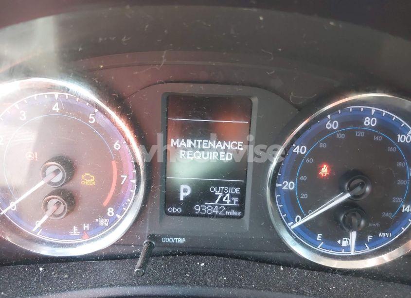 Photo 7 of 2019 Toyota Corolla LE (VIN 5YFBURHE9KP882604)