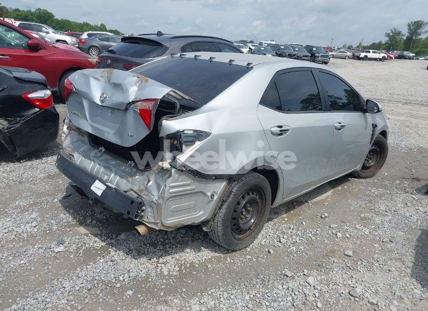 Photo 4 of 2019 Toyota Corolla LE (VIN 5YFBURHE9KP886488)