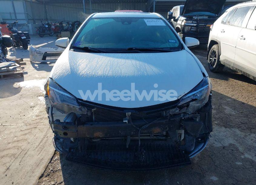 Photo 13 of 2019 Toyota Corolla L/LE/XLE/SE/XSE (VIN 5YFBURHE9KP889651)