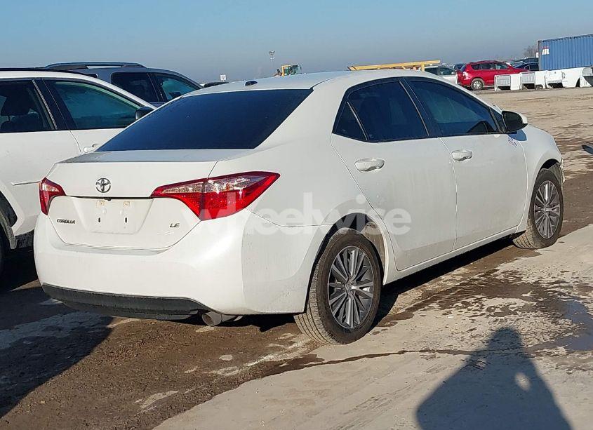 Photo 4 of 2019 Toyota Corolla L/LE/XLE/SE/XSE (VIN 5YFBURHE9KP889651)