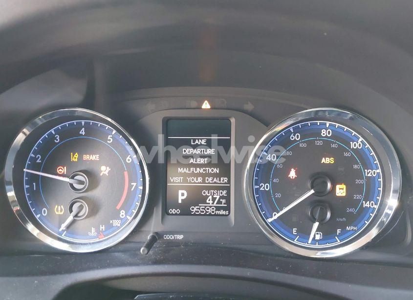 Photo 7 of 2019 Toyota Corolla L/LE/XLE/SE/XSE (VIN 5YFBURHE9KP889651)