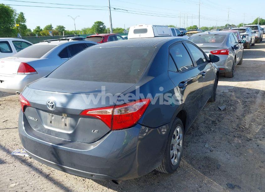 Photo 4 of 2019 Toyota Corolla LE (VIN 5YFBURHE9KP890475)