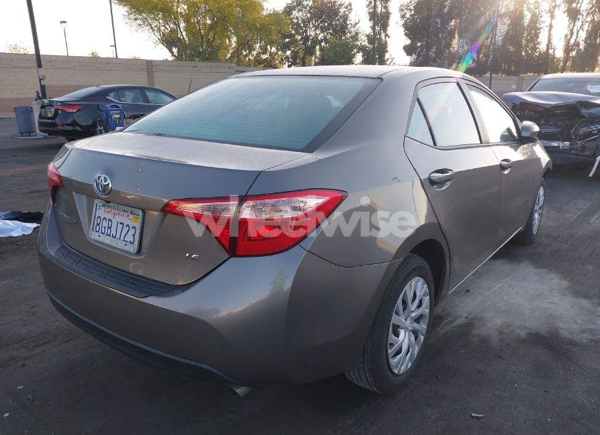 Photo 4 of 2019 Toyota Corolla LE (VIN 5YFBURHE9KP891285)