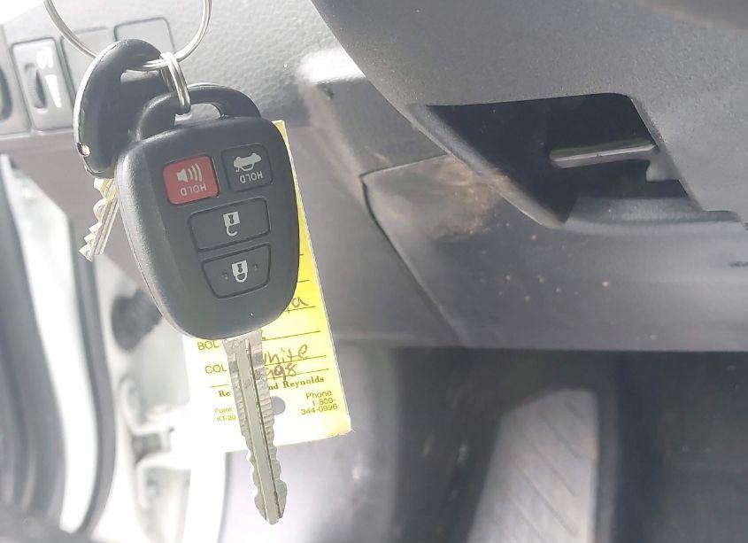 Photo 11 of 2019 Toyota Corolla LE (VIN 5YFBURHE9KP914998)