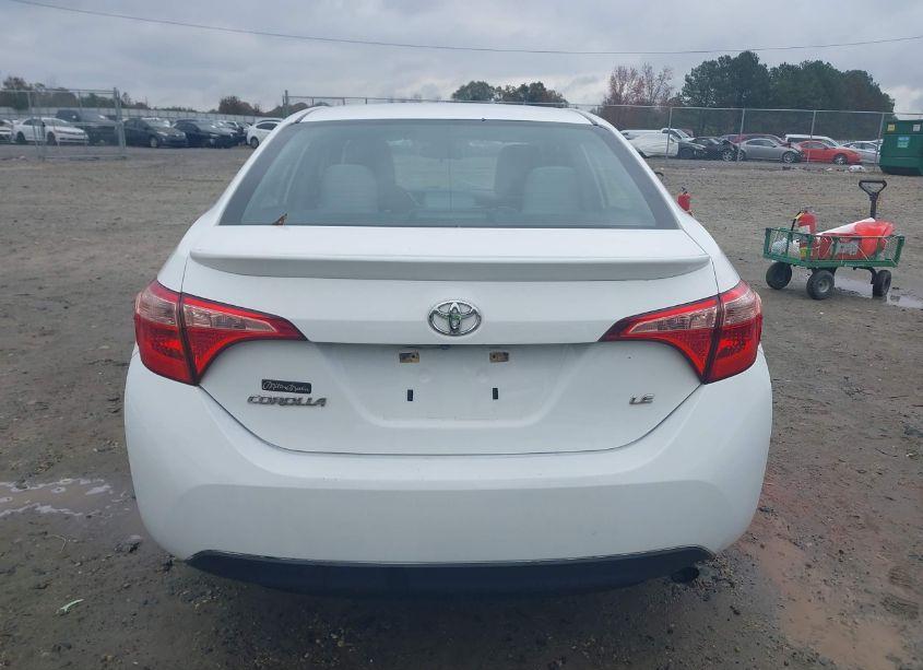 Photo 16 of 2019 Toyota Corolla LE (VIN 5YFBURHE9KP914998)