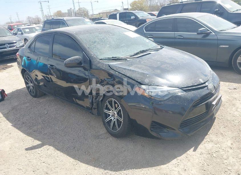 2019 Toyota Corolla LE (VIN 5YFBURHE9KP929601) main photo