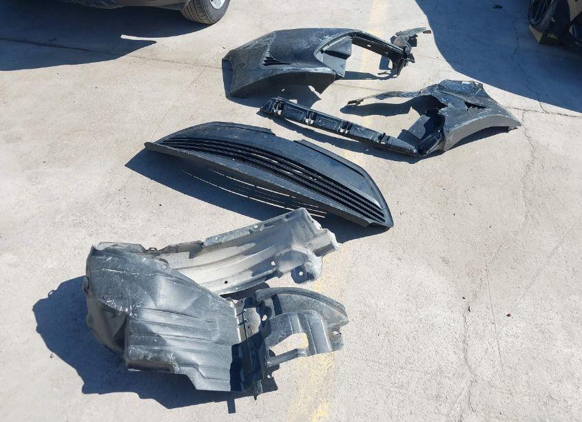 Photo 12 of 2019 Toyota Corolla LE (VIN 5YFBURHE9KP941117)