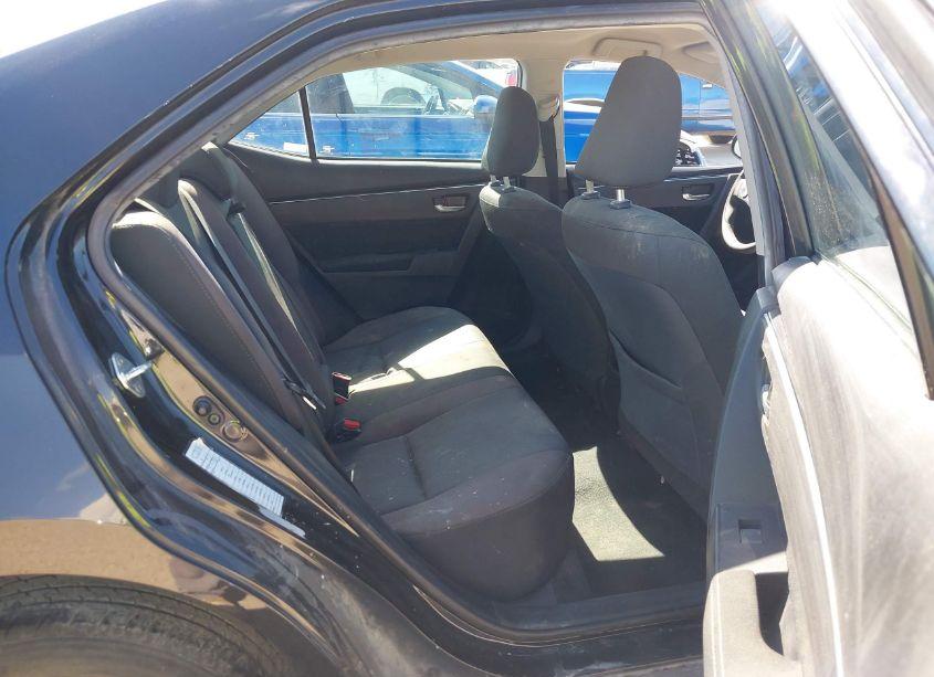 Photo 8 of 2019 Toyota Corolla LE (VIN 5YFBURHE9KP941117)