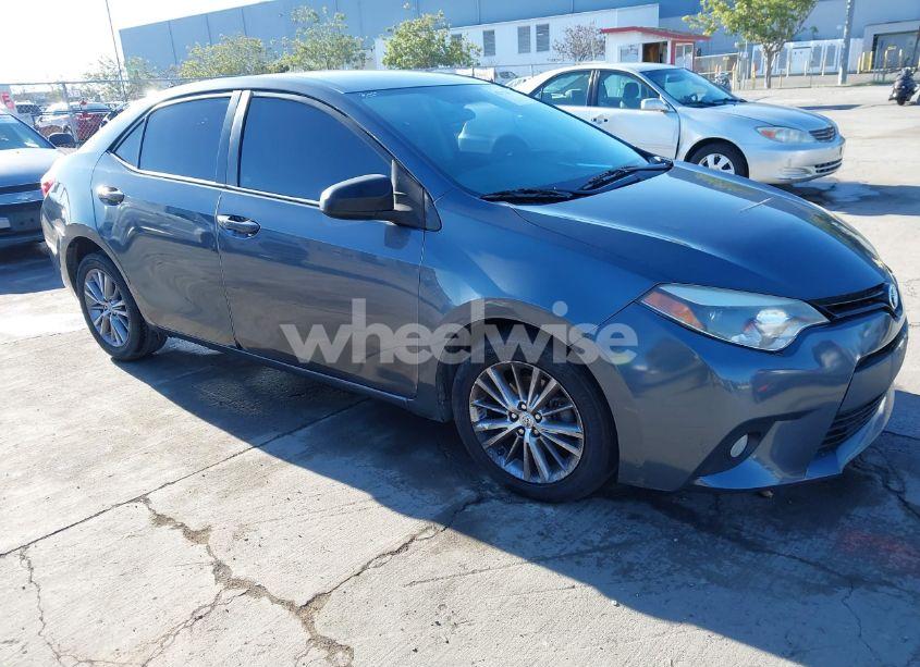 2014 Toyota Corolla LE PLUS (VIN 5YFBURHEXEP017046) main photo