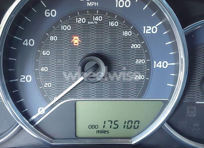 Photo 15 of 2014 Toyota Corolla LE PLUS (VIN 5YFBURHEXEP017046)