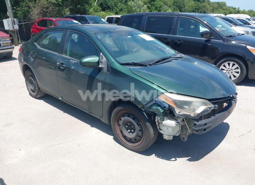 2014 Toyota Corolla LE (VIN 5YFBURHEXEP028306) main photo