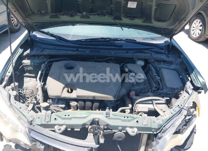 Photo 10 of 2014 Toyota Corolla LE (VIN 5YFBURHEXEP028306)