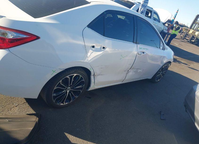 Photo 6 of 2014 Toyota Corolla L/LE/LE PLS/PRM/S/S PLS (VIN 5YFBURHEXEP041167)