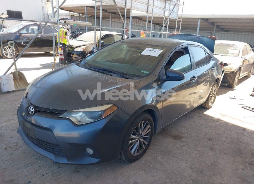 Photo 2 of 2014 Toyota Corolla LE PLUS (VIN 5YFBURHEXEP048233)