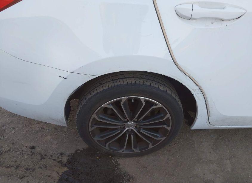 Photo 17 of 2014 Toyota Corolla S PLUS (VIN 5YFBURHEXEP051004)