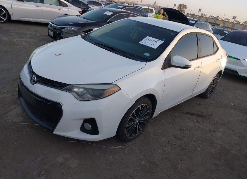 Photo 2 of 2014 Toyota Corolla S PLUS (VIN 5YFBURHEXEP051004)