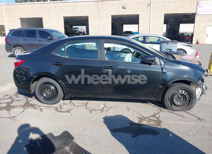 Photo 14 of 2014 Toyota Corolla LE (VIN 5YFBURHEXEP052055)