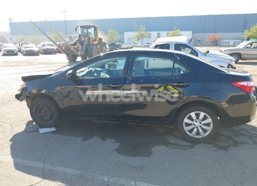 Photo 15 of 2014 Toyota Corolla LE (VIN 5YFBURHEXEP052055)