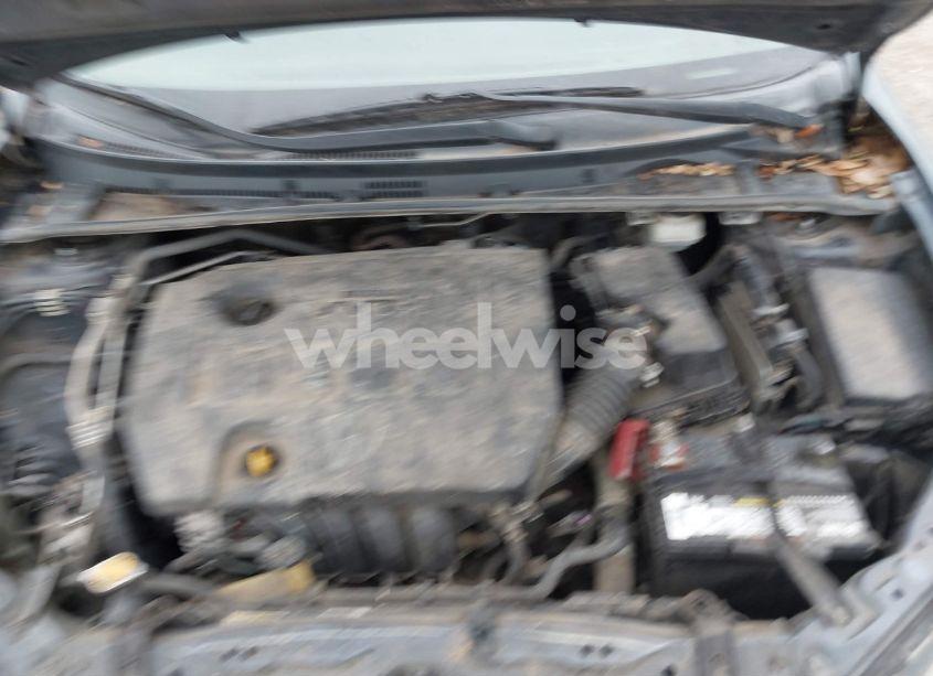 Photo 10 of 2014 Toyota Corolla L (VIN 5YFBURHEXEP077862)