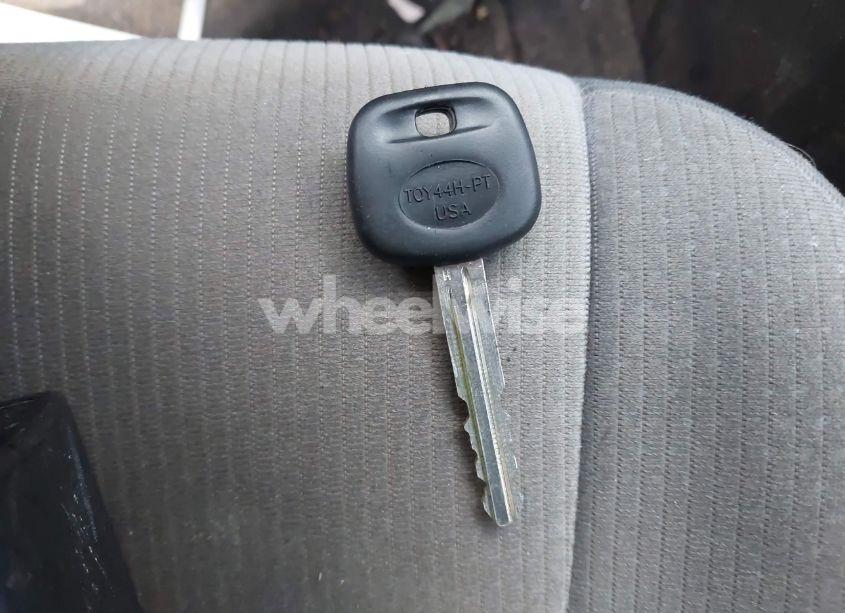 Photo 11 of 2014 Toyota Corolla L (VIN 5YFBURHEXEP077862)