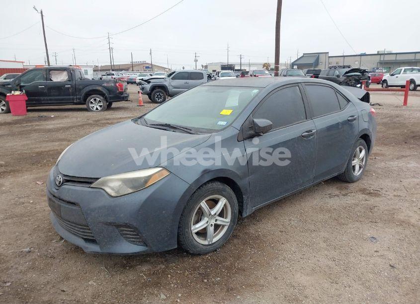 Photo 2 of 2014 Toyota Corolla L (VIN 5YFBURHEXEP077862)