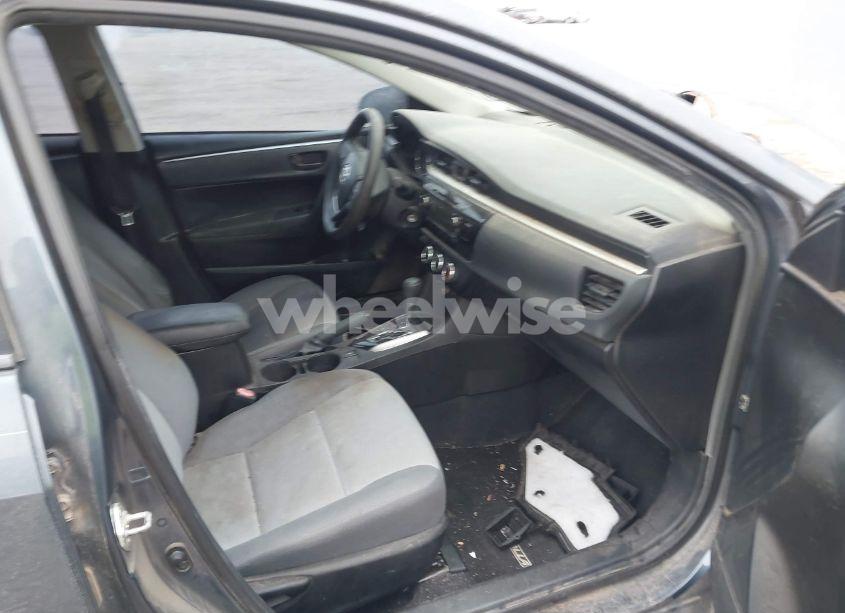 Photo 5 of 2014 Toyota Corolla L (VIN 5YFBURHEXEP077862)