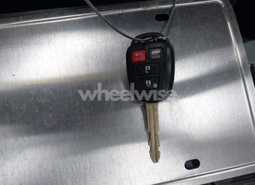 Photo 11 of 2014 Toyota Corolla S PLUS (VIN 5YFBURHEXEP099697)