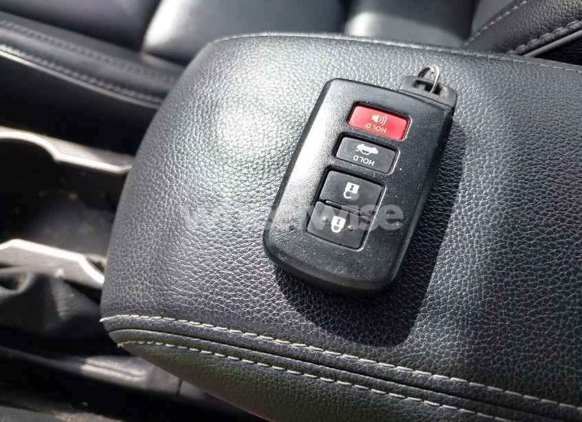 Photo 11 of 2014 Toyota Corolla S PREMIUM (VIN 5YFBURHEXEP103375)