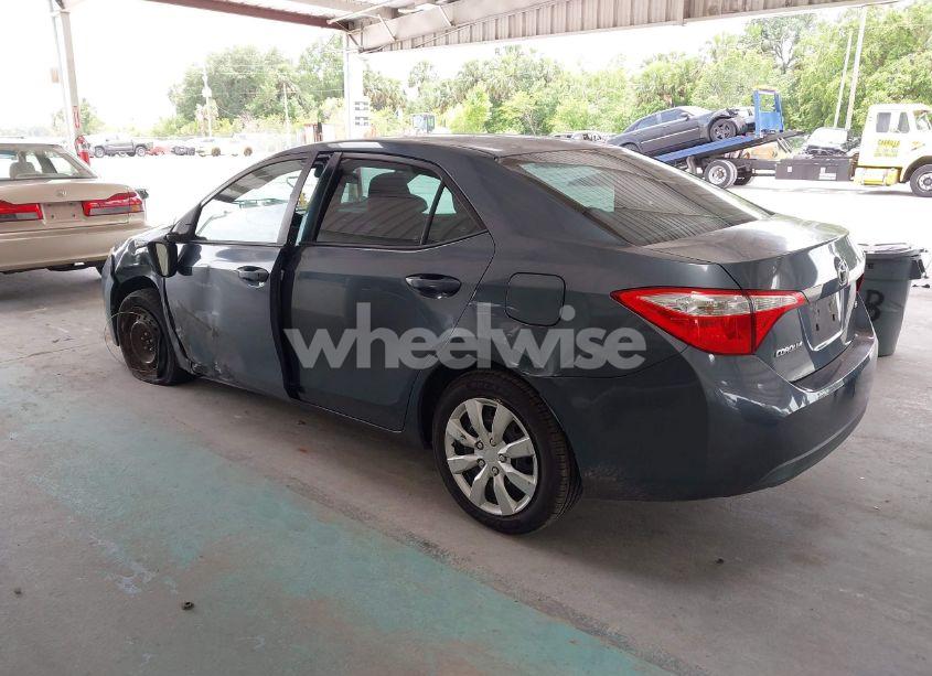 Photo 3 of 2014 Toyota Corolla LE (VIN 5YFBURHEXEP106034)