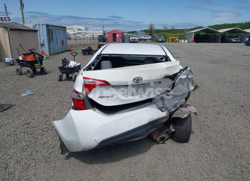 Photo 17 of 2014 Toyota Corolla L (VIN 5YFBURHEXEP106521)