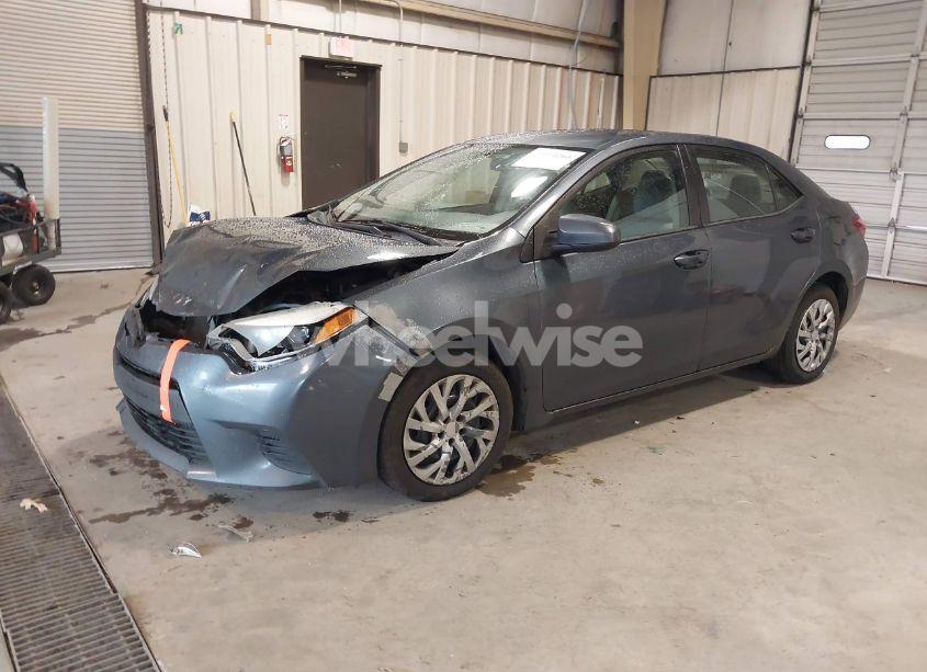 Photo 2 of 2014 Toyota Corolla LE (VIN 5YFBURHEXEP127983)