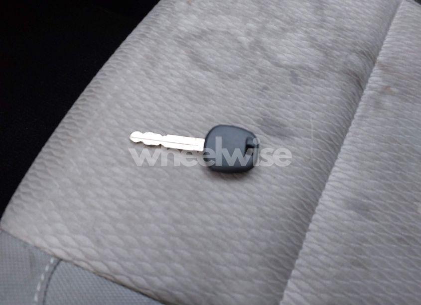 Photo 11 of 2015 Toyota Corolla LE (VIN 5YFBURHEXFP184931)