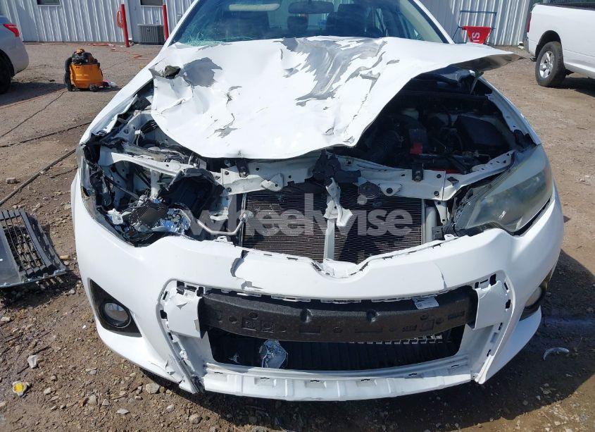 Photo 6 of 2015 Toyota Corolla L/LE/LE PLUS/LE PREMIUM/S/S PLUS/S PREMIUM (VIN 5YFBURHEXFP197887)