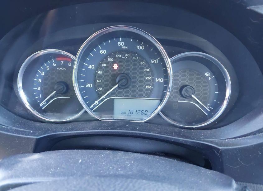 Photo 15 of 2015 Toyota Corolla LE (VIN 5YFBURHEXFP207964)