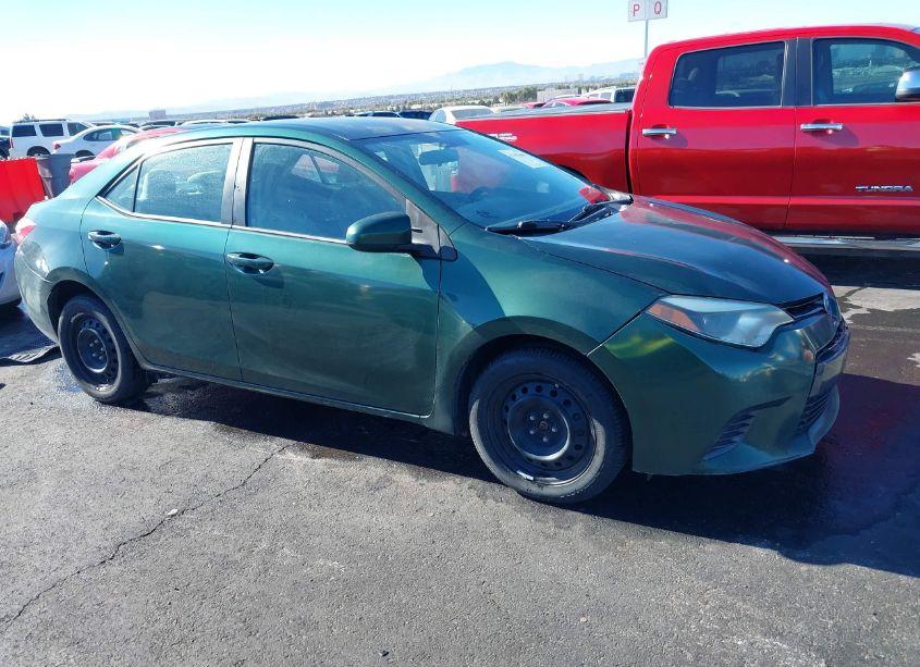 Photo 17 of 2015 Toyota Corolla LE (VIN 5YFBURHEXFP207964)