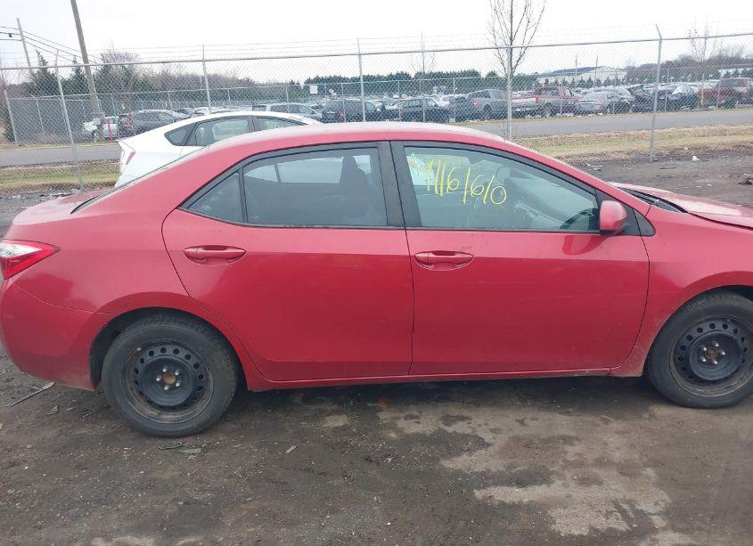 Photo 13 of 2015 Toyota Corolla LE (VIN 5YFBURHEXFP223176)